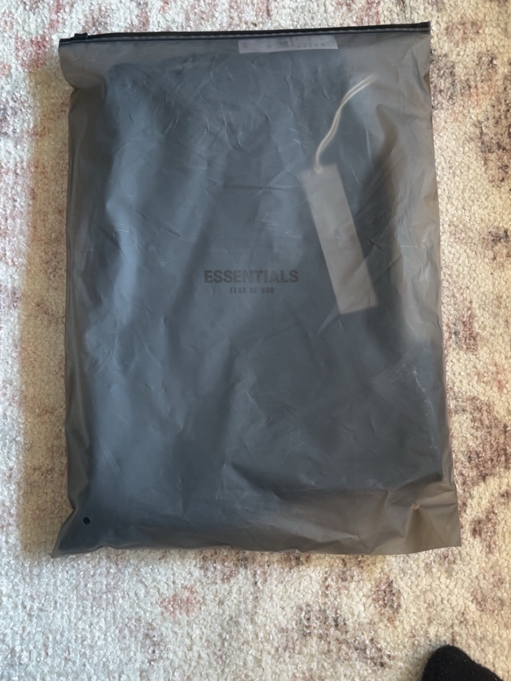 ESSENTIALS Fear of God Black Packaged shorts